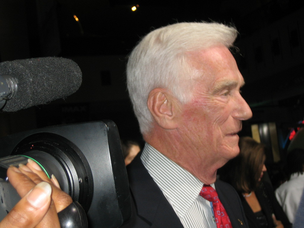 Eugene Cernan Apollo 17 Astronaut The Last Man on the Moon - Eugene_Cernan